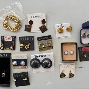 Assorted Fashion Jewelry Set